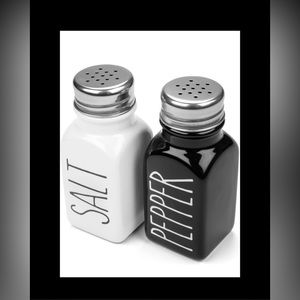 NWOT Farmhouse Ceramic Salt and Pepper Shakers Set with Extra Lids